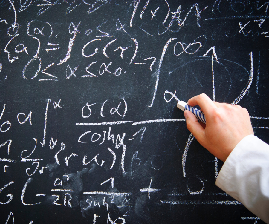 Applied mathematics and online voting Applied mathematics and online voting