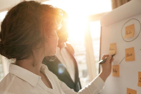 Organizzare la consultazione pubblica online del proprio Comune premette di ridurre i Costi del 70% Organizzare la consultazione pubblica online del proprio Comune riducendo i Costi del 70%